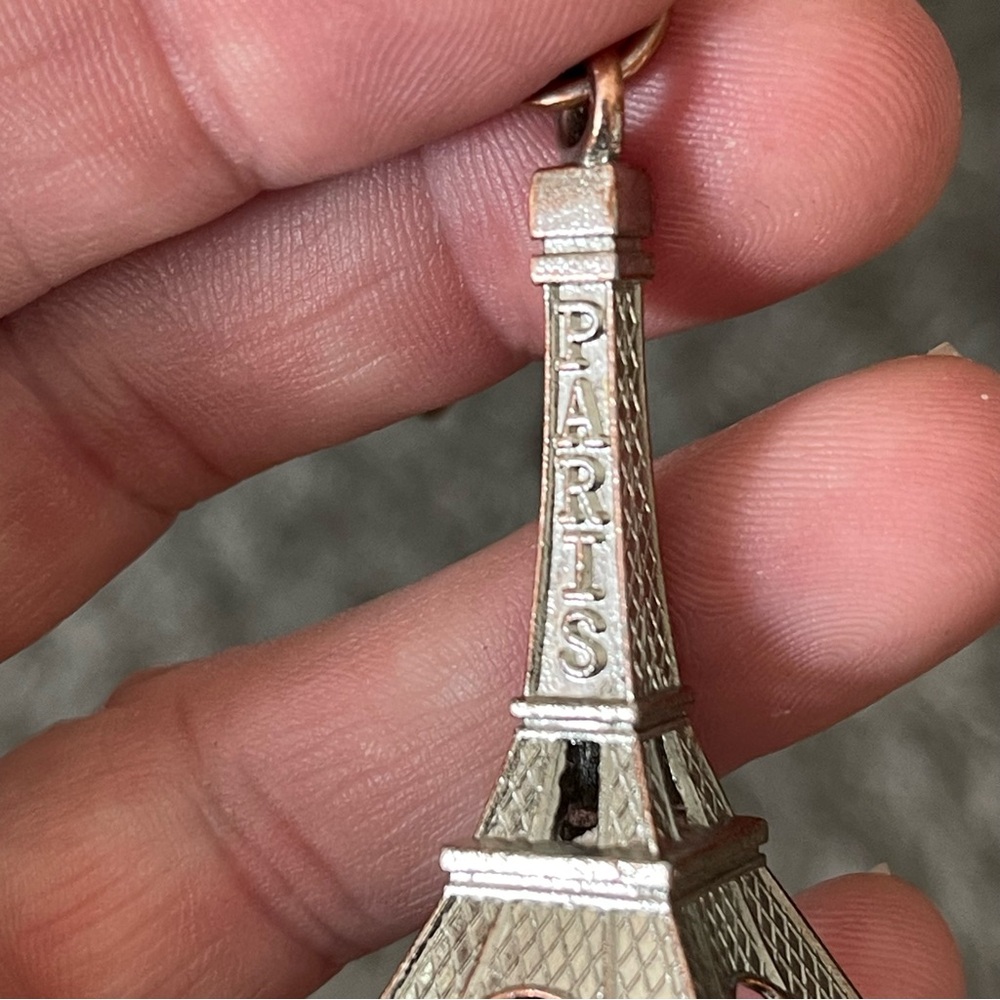 Eiffel Tower key ring Paris France silver tone and rose gold - Picture 2 of 9